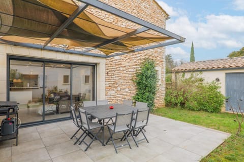 Gîte Faveloun House in Saint-Martin-d'Ardèche