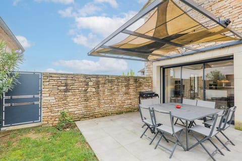 Gîte Faveloun House in Saint-Martin-d'Ardèche