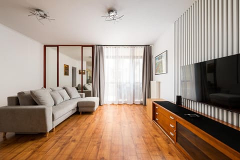 Communal lounge/ TV room, Living room, Seating area