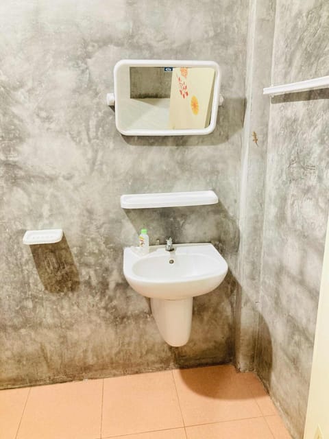 Pizza classic resort kohjum House in Krabi Changwat