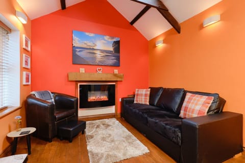 Communal lounge/ TV room, Living room