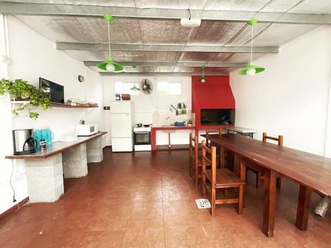 TV and multimedia, Kitchen or kitchenette, Dining area, Breakfast, oven
