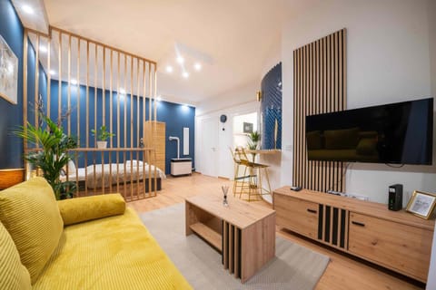 TV and multimedia, Bedroom