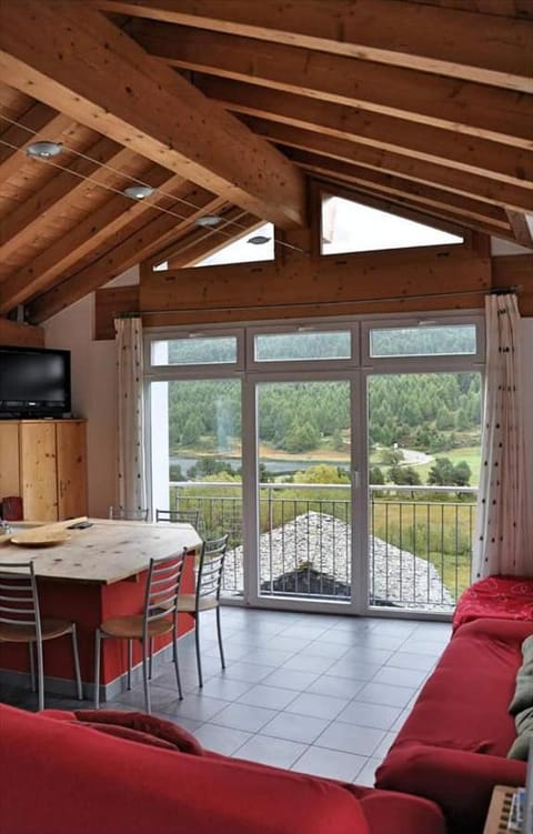 Chesa Tre Piz House in Canton of Grisons