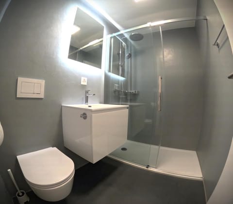 Shower, Toilet, Bathroom