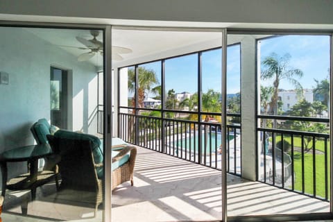 LBK 2BR Condo on the Bay with Water Views Beachbound Bliss House in Sarasota