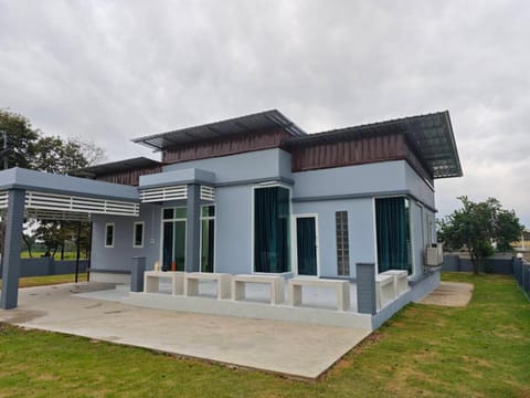 Property building, Balcony/Terrace