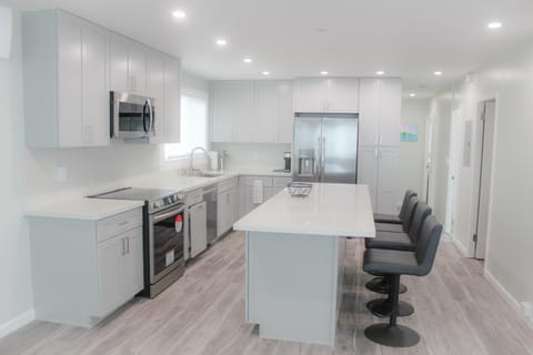 Impeccably Renovated Oasis in Honolulu apts Apartment in McCully-Moiliili