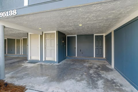 Steps to The Beach - 3BR Ocean View House in Fernandina Beach