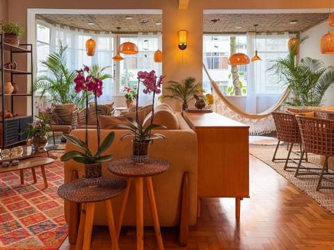 Communal lounge/ TV room, Living room, Dining area