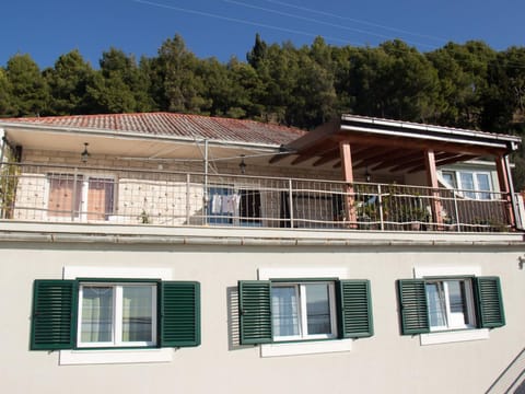 Apartment Moderne Ferienwohnung Bava by Interhome Apartment in Split-Dalmatia County