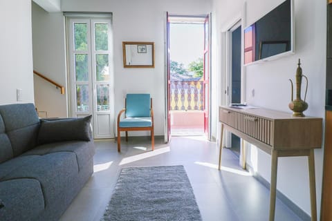Communal lounge/ TV room, TV and multimedia, Living room