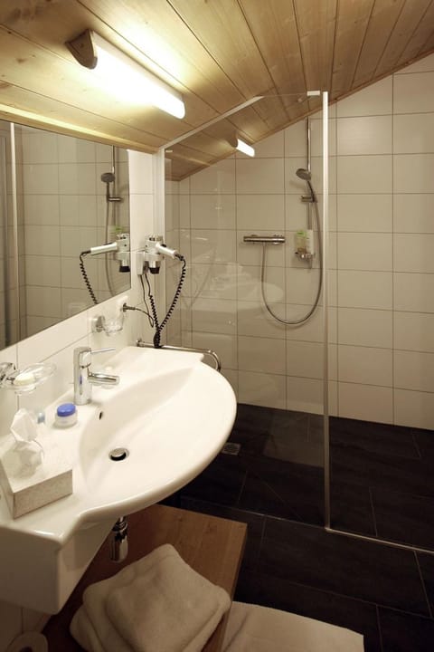 Apartment Hochwertige Ferienwohnung in Matrei In Osttirol by Interhome Apartment in Salzburgerland