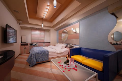 Bed, Living room, Bedroom