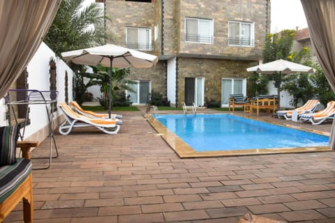 Property building, Patio, Day, Pool view, Swimming pool, sunbed, Internal: Not applicable to any particular room