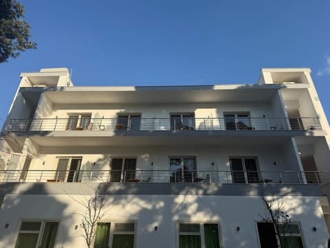 Blue Pines Villa Hotel in Vlorë