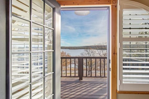 Emerald Point, Lakefront with Gorgeous Views House in Eufaula