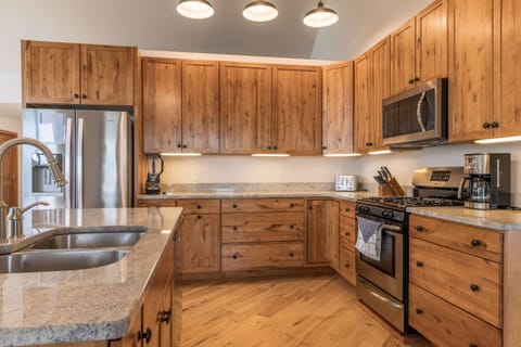 Mackinac Island Cabin Steps to Ferry Sleeps 12 Cabin in Saint Ignace