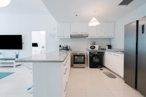 Modern City View Apartment Apartment in Abu Dhabi