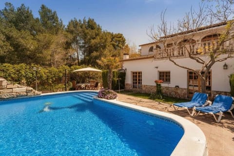 Pool view, Swimming pool, Swimming pool, sunbed