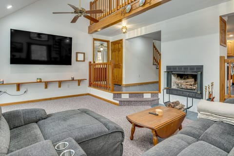 Family Retreat Near Winter Trails in Wakefield! House in Wakefield