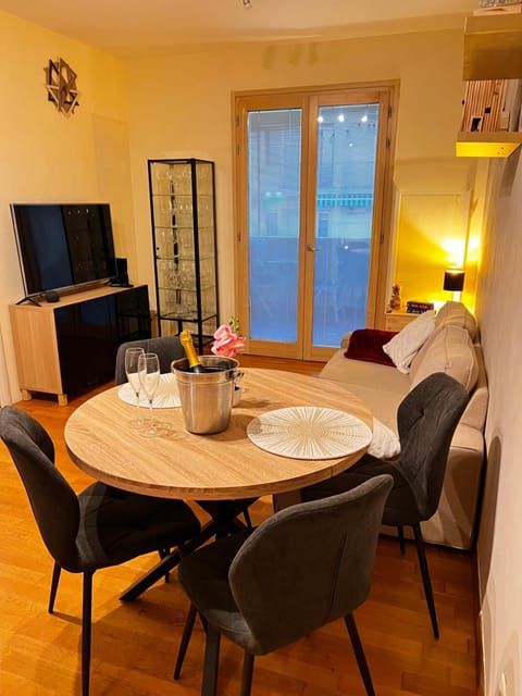 La Sosta del Sommelier Romantic & Wine Apartment in Florence