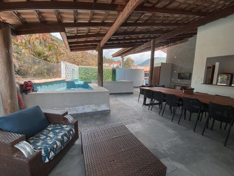 Balcony/Terrace, Swimming pool