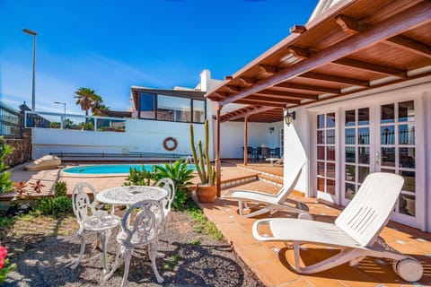 Garden, Balcony/Terrace, Swimming pool