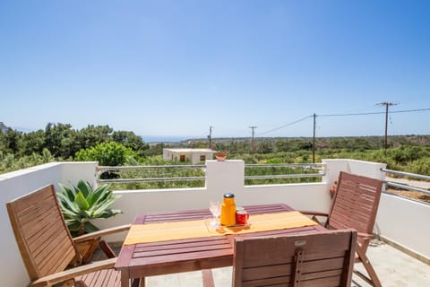 View (from property/room), Balcony/Terrace, Sea view