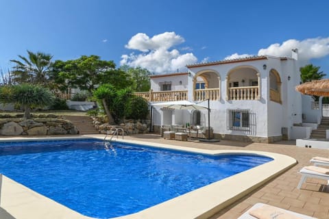 Garden, Other, Dining area, Mountain view, Swimming pool
