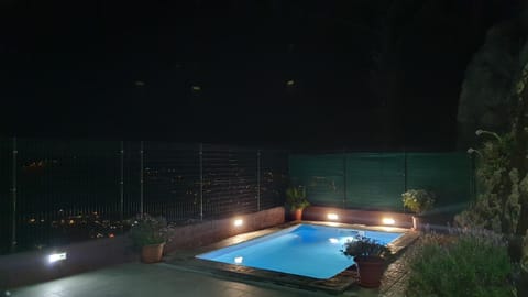 Solarium, Pool view, Swimming pool