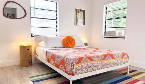 Cloud Nine - Wilton Drive Jacuzzi Backyard Apartment in Wilton Manors