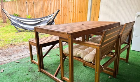 The Hideaway - Wilton Manors Apartment in Wilton Manors