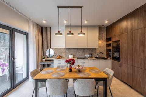 Kitchen or kitchenette, Living room, Dining area