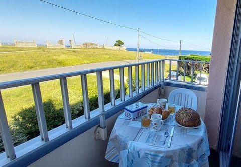 View (from property/room), Balcony/Terrace, Balcony/Terrace, Beach, Landmark view, Sea view