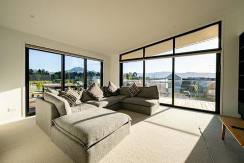 Natural landscape, View (from property/room), Living room, Mountain view
