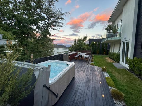 Hot Tub