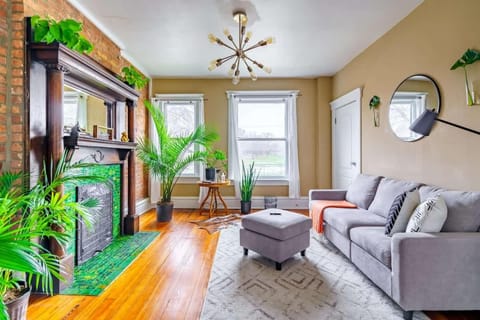 Jungle Book by Jungle House Walkable to High Street Downtown & Short North Near Nationwide Arena OSU & Convention Center Free Parking 5 800 Reviews House in Ohio