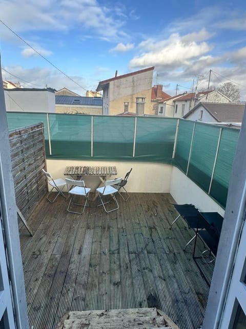 Paris - Metro à 5 minutes Studio ou 2 chambres Apartment in Aubervilliers