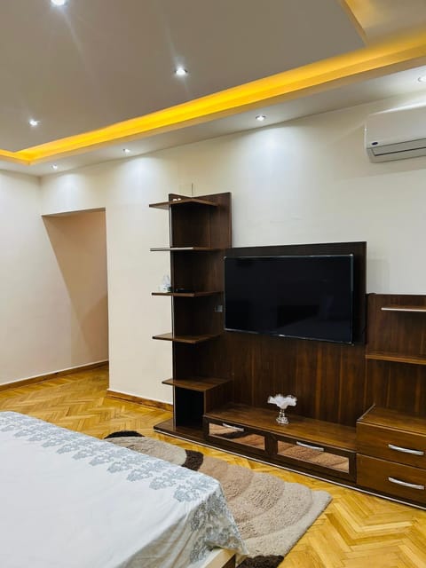 TV and multimedia, Evening entertainment, air conditioner