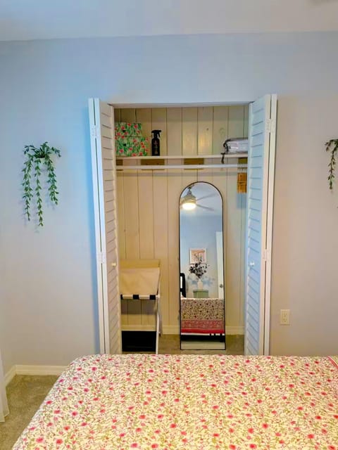 Heavenly Hideaway 1 House in Holly Hill