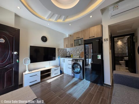 Toilet, Living room, kitchen