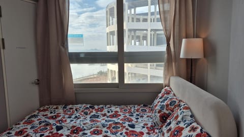 Bed, Sea view