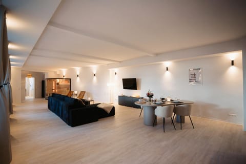 Sauna, Living room, Dining area