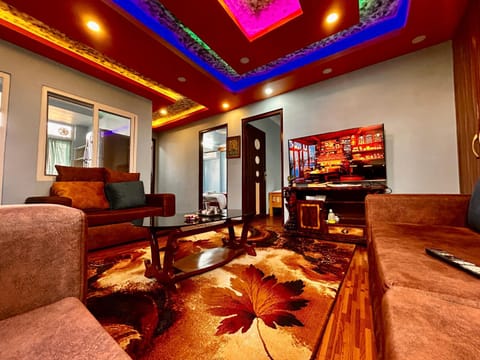 Communal lounge/ TV room, Communal lounge/ TV room, TV and multimedia, Living room, Seating area