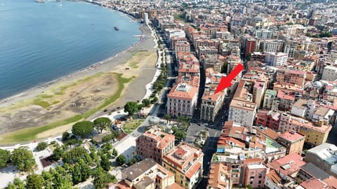 Property building, Bird's eye view, View (from property/room), City view, Landmark view