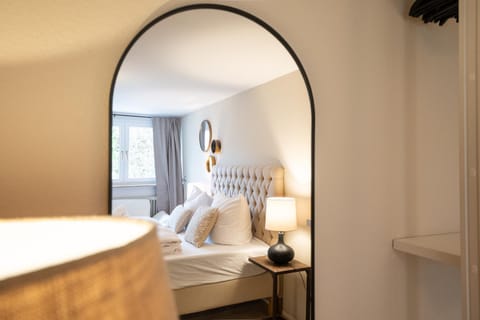 Bed, Bedroom, cot