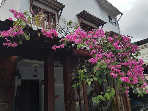 Quarto Privativo em Casa de Vila Vacation rental in Santa Teresa