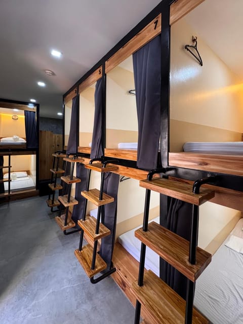 bunk bed