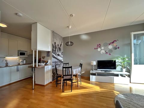 Elegant and Cozy Apartment with Sauna in Espoo Apartment in Uusimaa